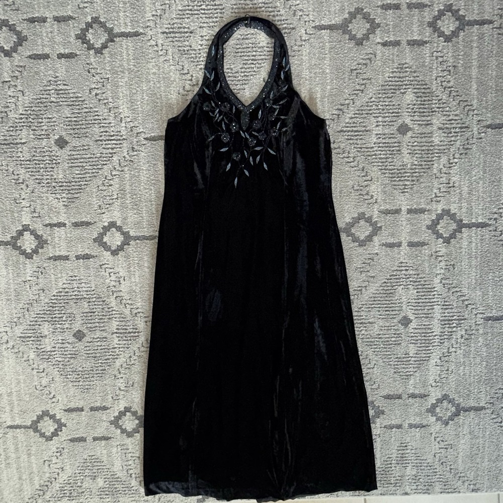 Midnight Velvet Halter Dress Women's 1X Black Embroidered Beaded Neckline